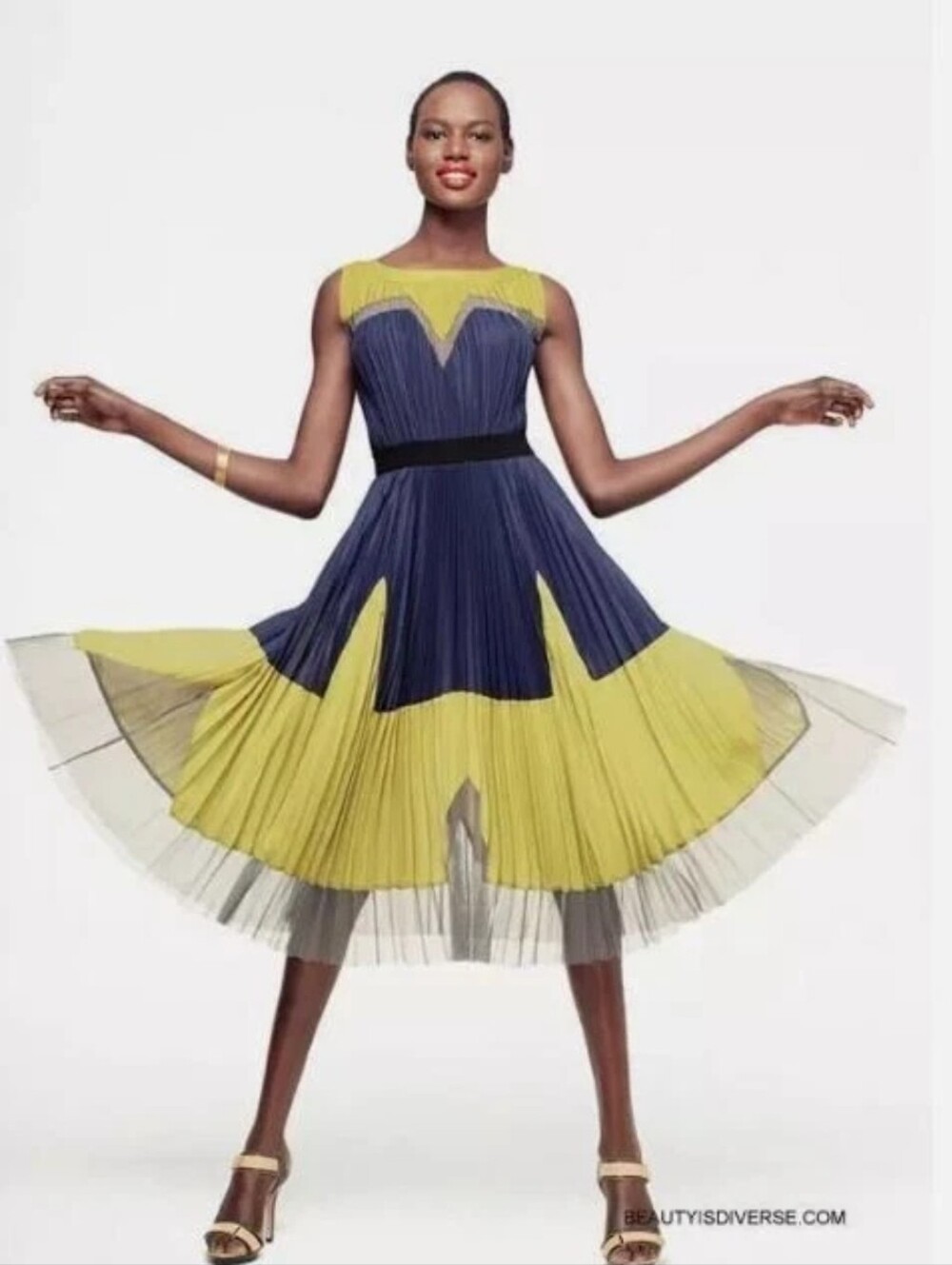 BCBG MaxAzria Lucea Colorblocked Pleated Dress Yellow blue Size 6